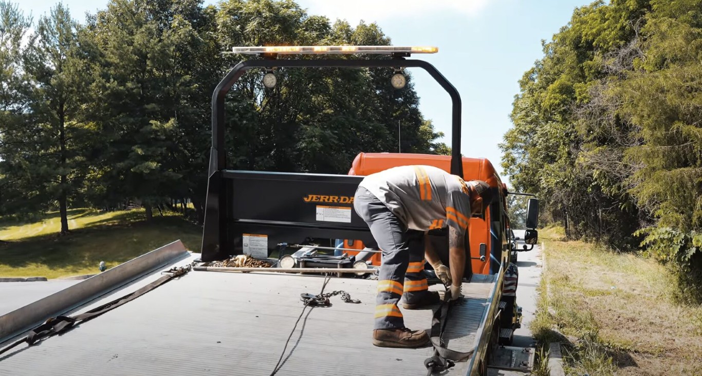 Heavy-Duty Towing service in Encinitas, CA